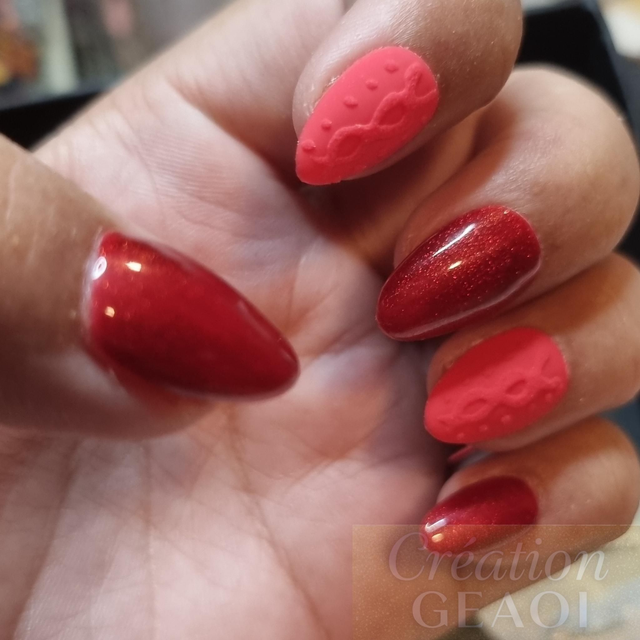 Red Christmas 2025 little rond xs