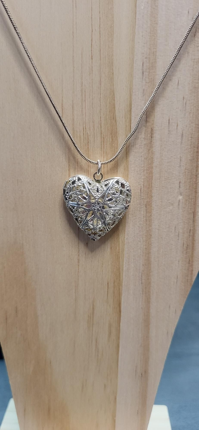 Collier chaîne ⛓️ ❤️