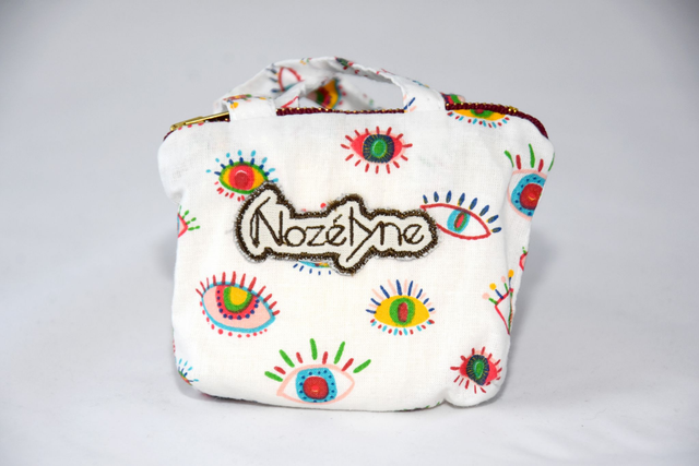 Œil coloré taille 1