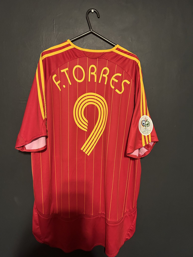 (XL) Spain 2006 Home / TORRES 9