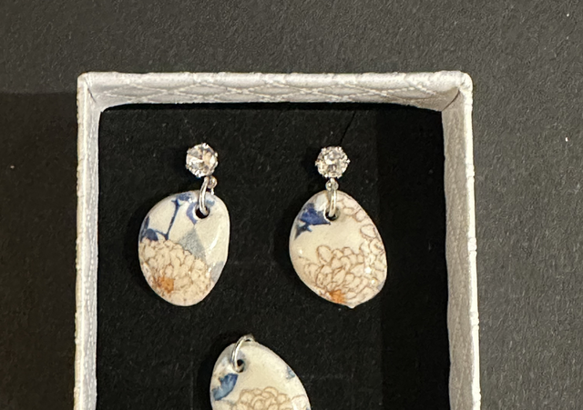 POLYMER CLAY EARRINGS AND PENDANT