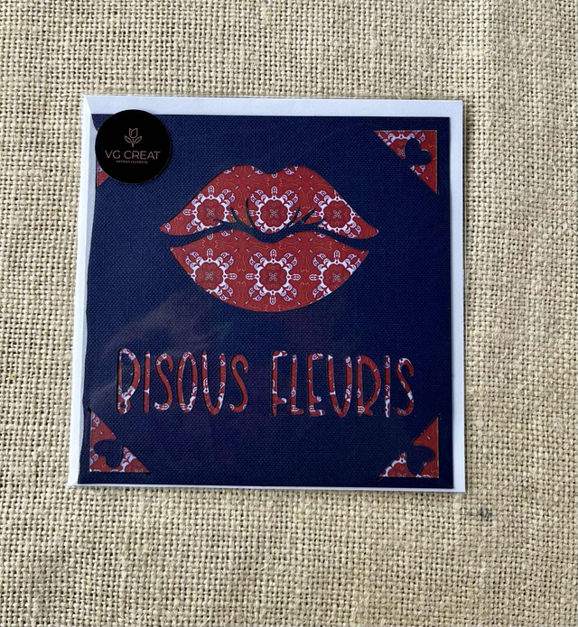 CARTE - BISOUS FLEURIS