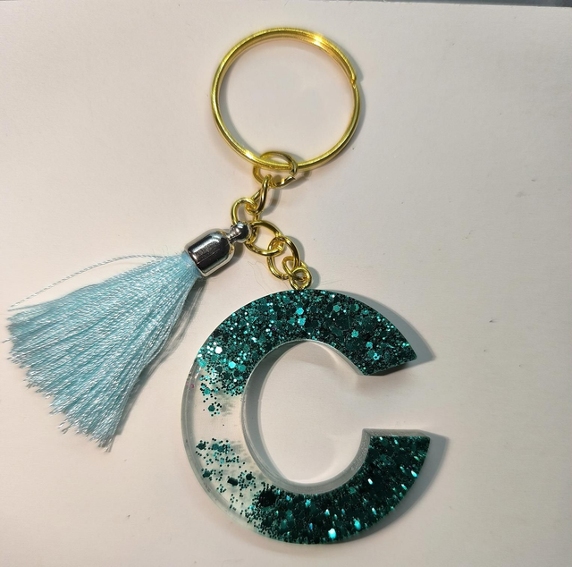 Porte clés initiale "C" pailleté bleu vert 
