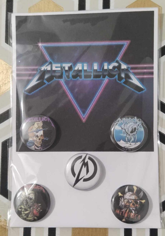 Metallica kit badges 