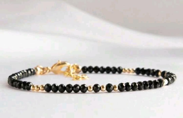 Bracelet "Ancrage" en Tourmaline noire - 4mm - réglable 