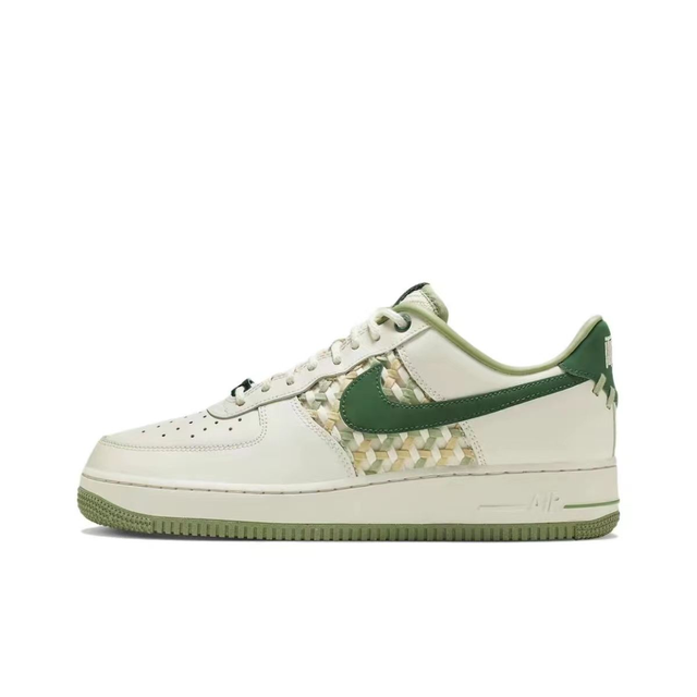 Nike Air Force 1 (Vendu sans la boîte )