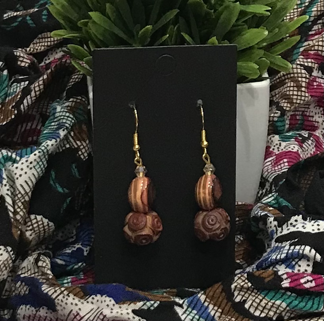 Brown Dangling Earrings- BDE554