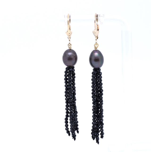 Ohrhänger mit Süßwasserperle und funkelnden Spinell-Strängen - Leopoldine