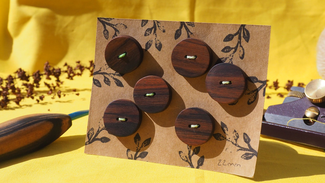 Boutons en bois