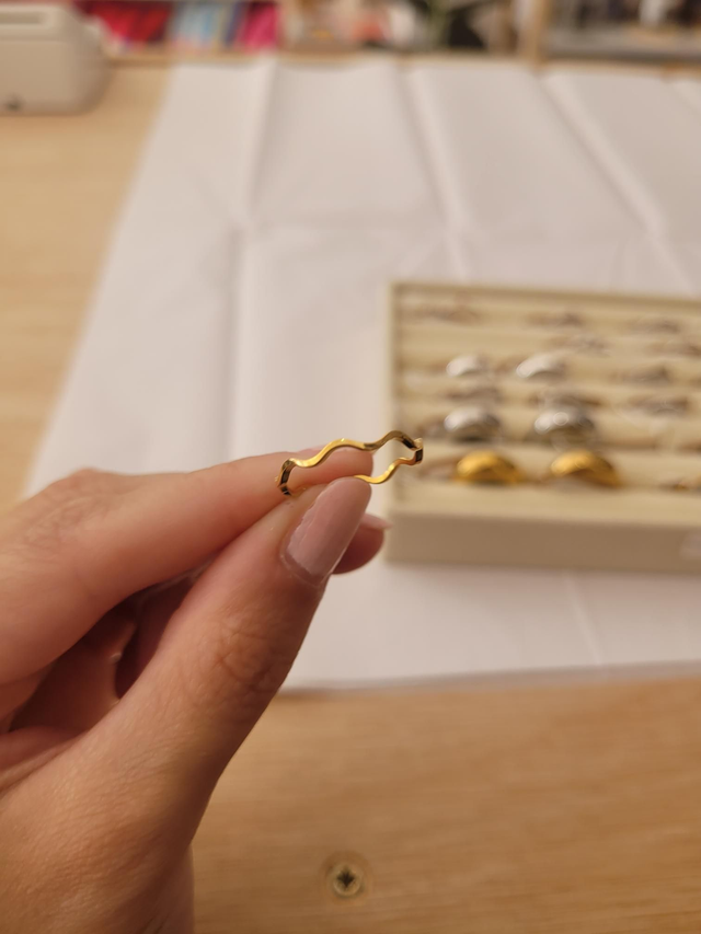 Gold stainless steel wave dainty band ring - Size S - SL-080