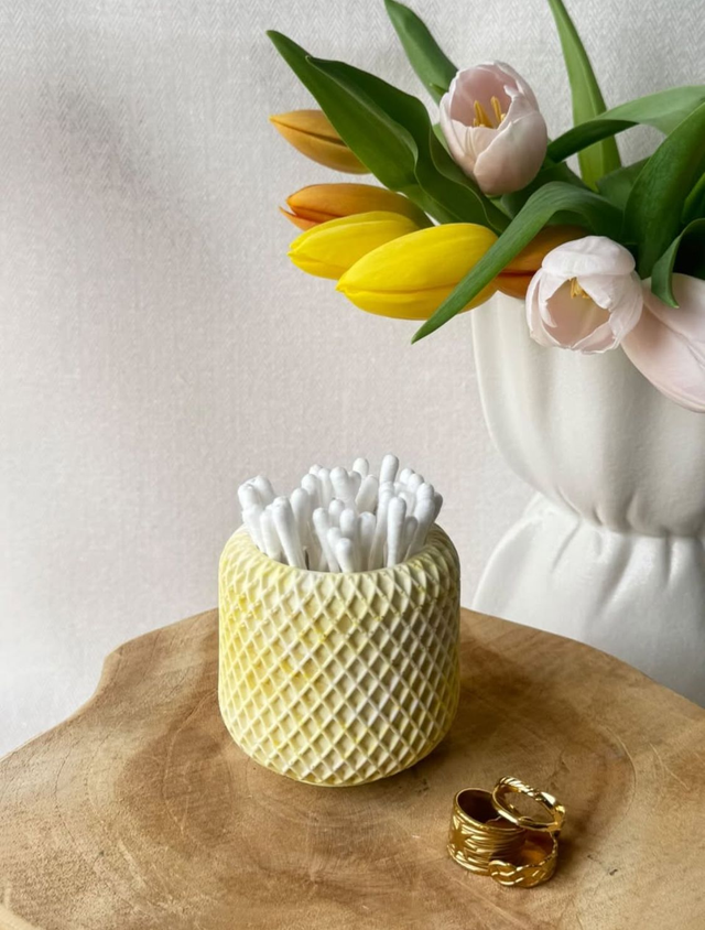 Pot texturé – Jaune mimosa