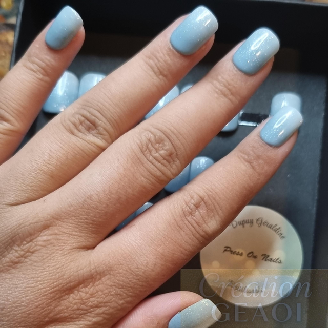 Babyboomer blue pailletée little Carré S créer sur commande délai de 7jours ouvrable