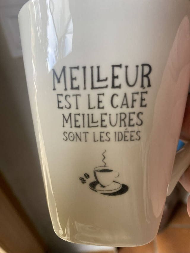 mug café conique