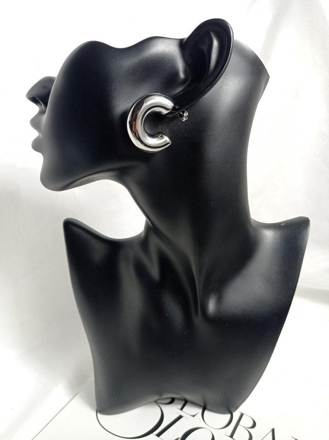 Argola bold em aço inoxidável  