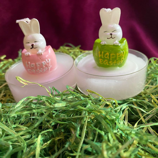 Claudia's Teelicht "kleiner Osterhase" Maxi, 55ml