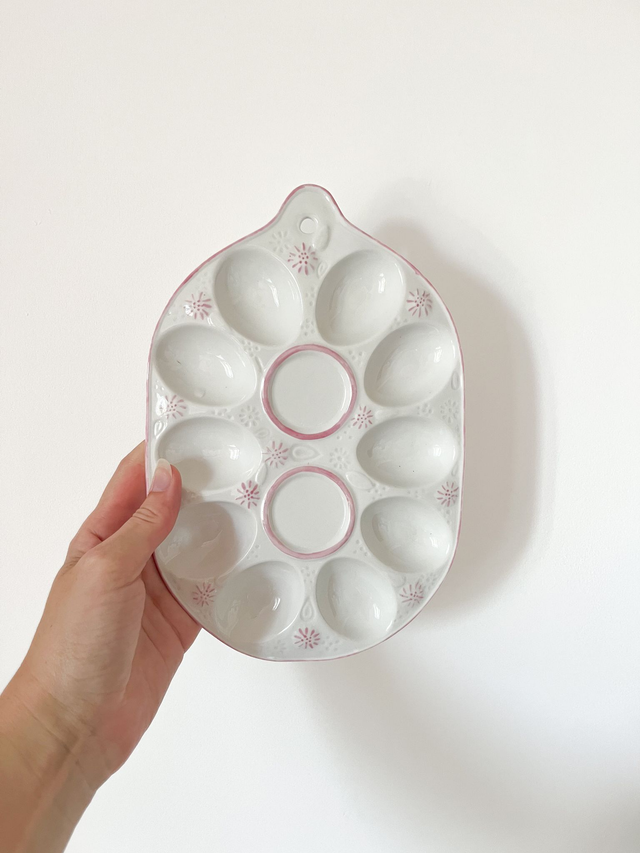 Plat à œufs en céramique