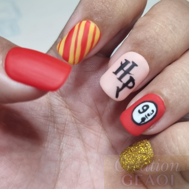 Harry Académie little carré S créer sur commande délai de 7jours ouvrable