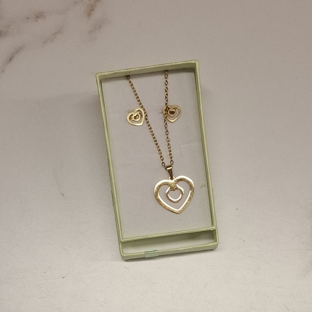 Necklace & Earring Set
