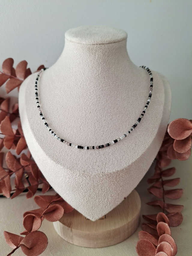 Collier Aube - noir et blanc (finition dorée)