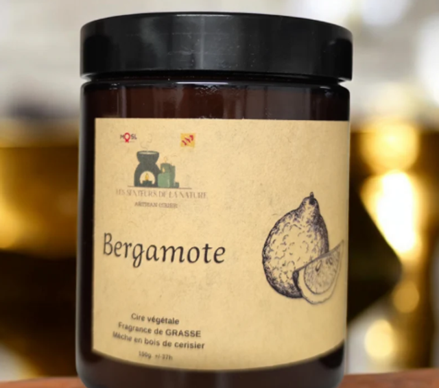 37.Bougie bergamote 150G 35H