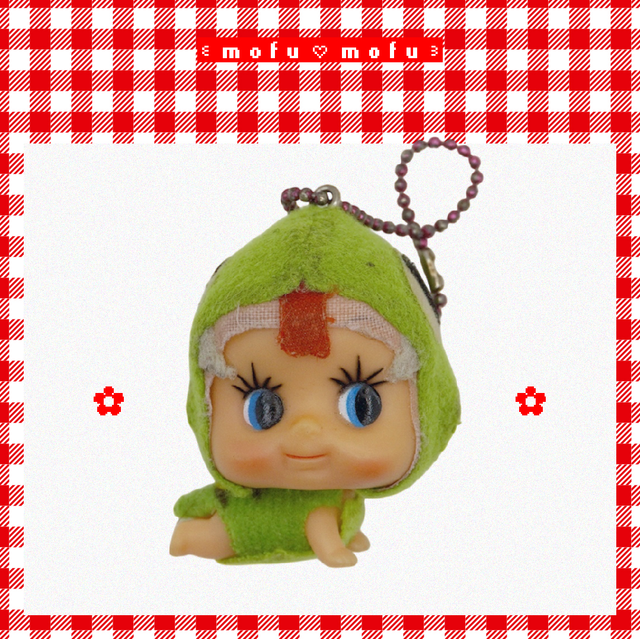 preloved bobble-head kewpie charm