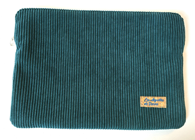 Housse d'ordinateur 16" velours bleu canard