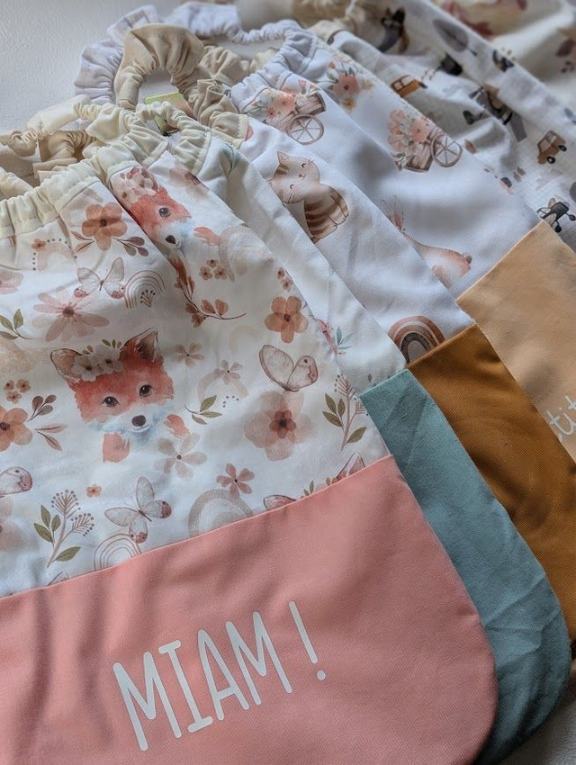 Bavoir enfant élastique