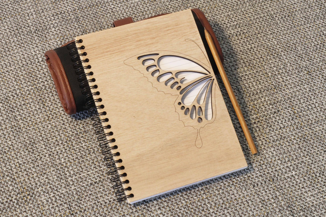CARNET EN BOIS - PAPILLON #2
