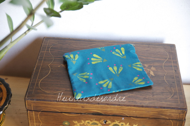 Pochette imprimée moyenne