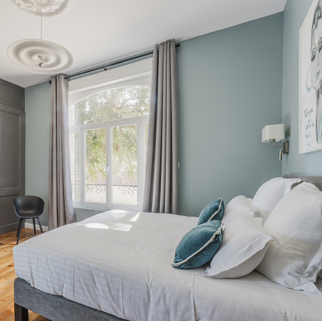 Chambre Emma ( 1 er étage vue cour ) 