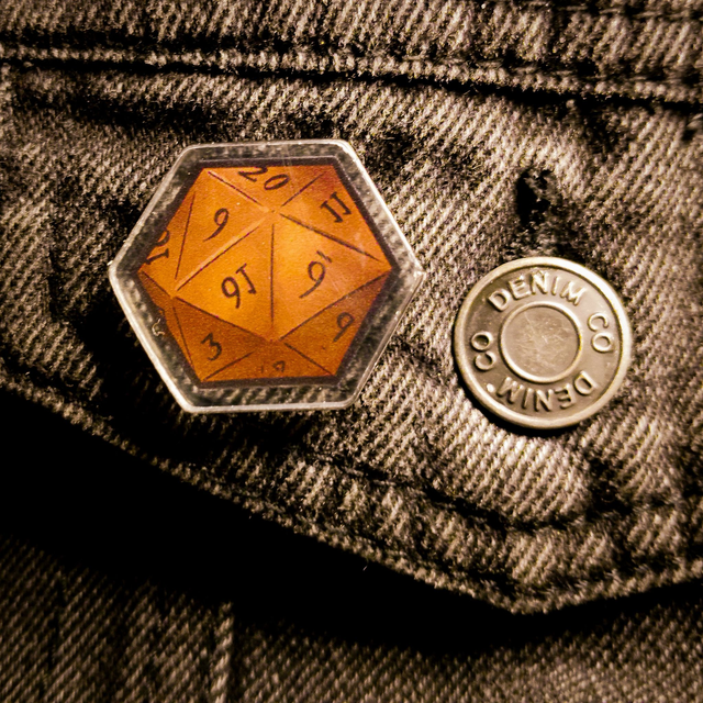 Red D20 - Pin - [PIN-DND-R20]