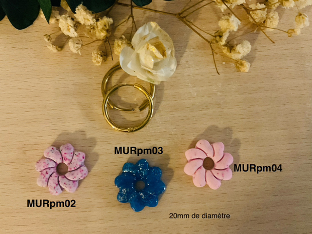 Pampilles interchangeables &quot;MURIEL &quot;maxi 25mm et mini 20mm en pâte polymère et résine UV . Vendues par paire INTERDITES AUX MOINS DE 6 ANS