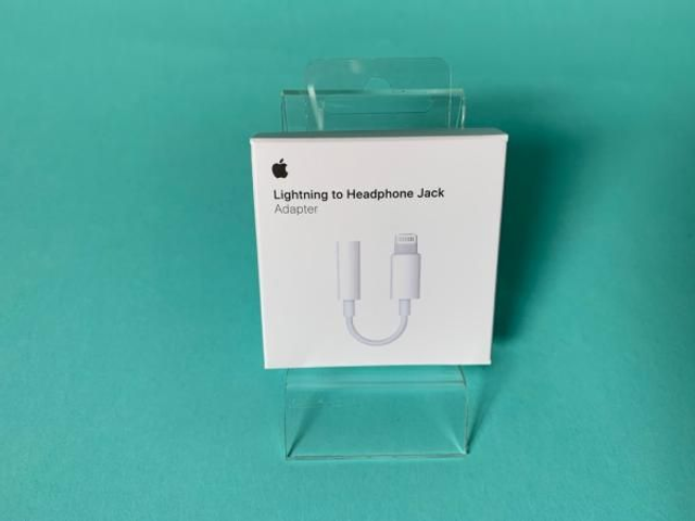 Apple Lightning to Headphone Jack Adapter
