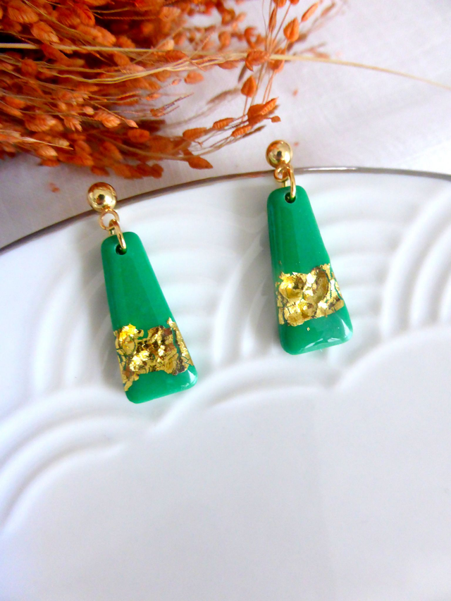 Boucles d'oreilles petit trapèze vertes - Nuit dorée
