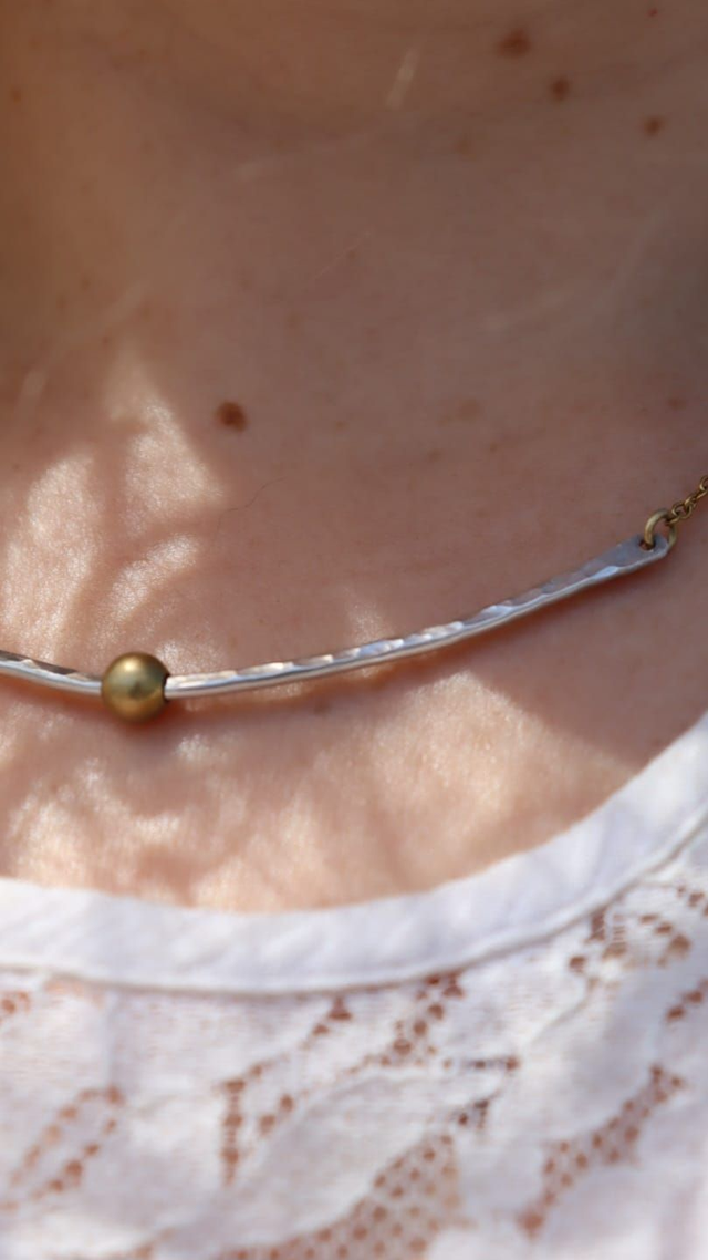 Collier Mobile