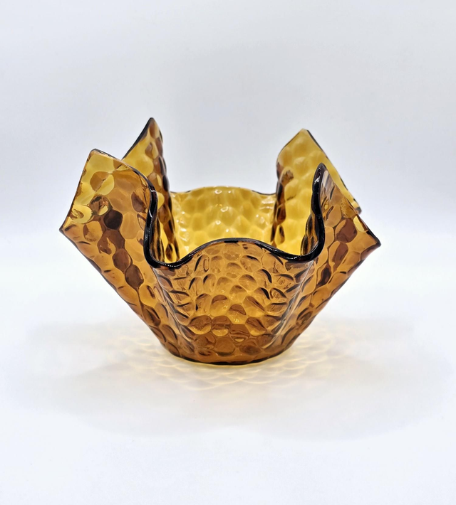 638. Vintage Handkerchief Bowl 