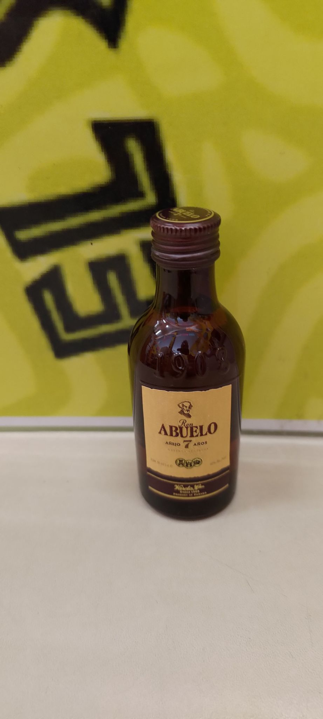 Rum Abuelo 7 años 5 cl