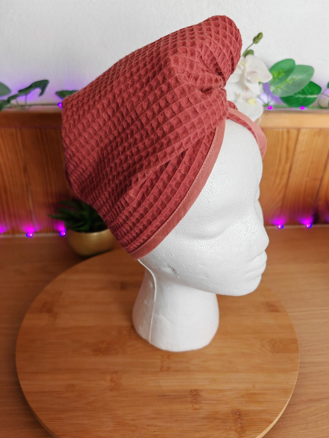 Serviette cheveux marron