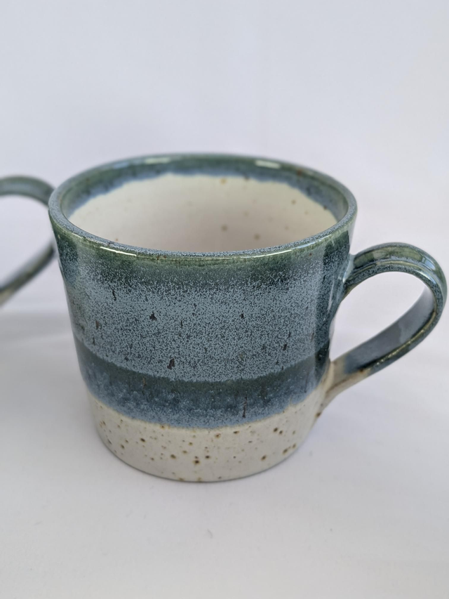 Medium teal and light oatmeal speckled mug 