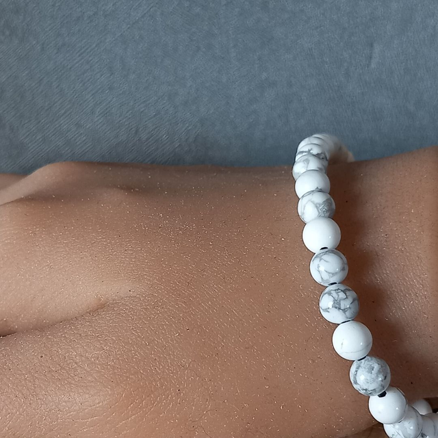 Bracelet ajustable en Howlite