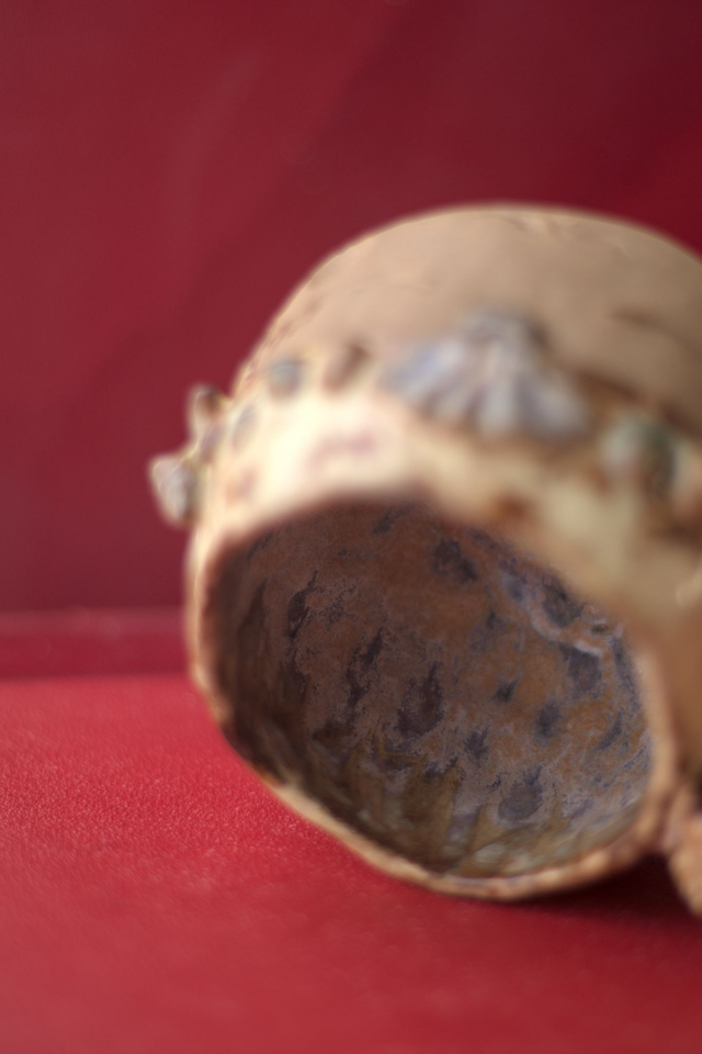 Mug tête de sirène en grès modelé à la main