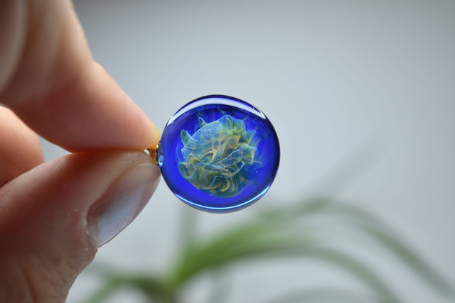 PENDENTIF NUAGE NÉBULEUSE MONTURE OR 