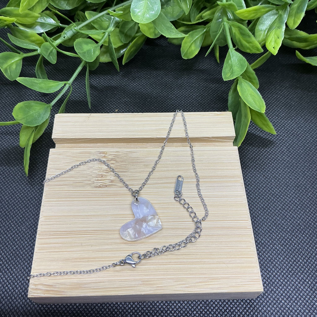 Collier Pendentif Cœur Nacré Acier Inoxydable - Romantique Minimaliste