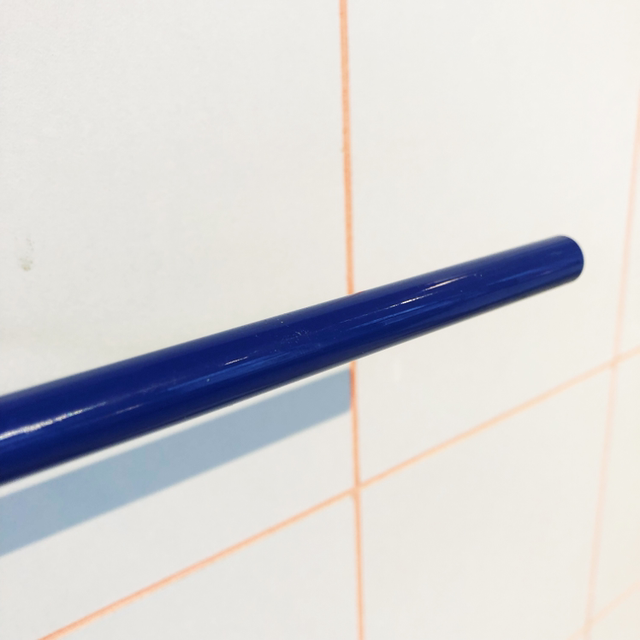 TOILETROLHOUDER ULTRAMARINE BLAUW