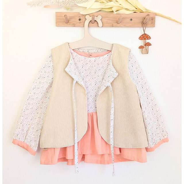 Noël – Ensemble blouse + gilet – Taille 2 ans - Tissu coton rose à étoiles roses