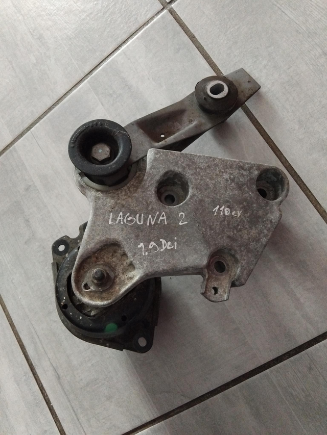 Support moteur Renault laguna 2