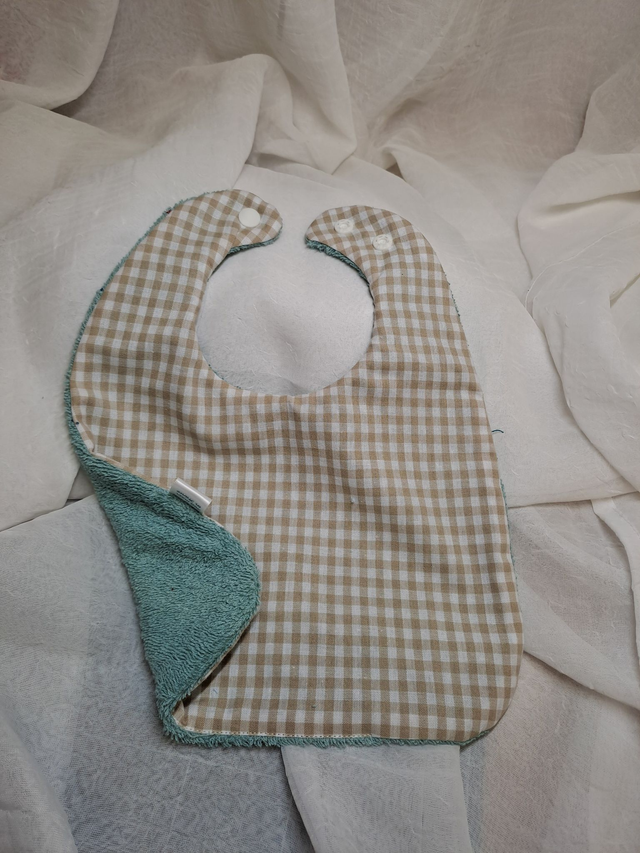 Bavoir double pressions 