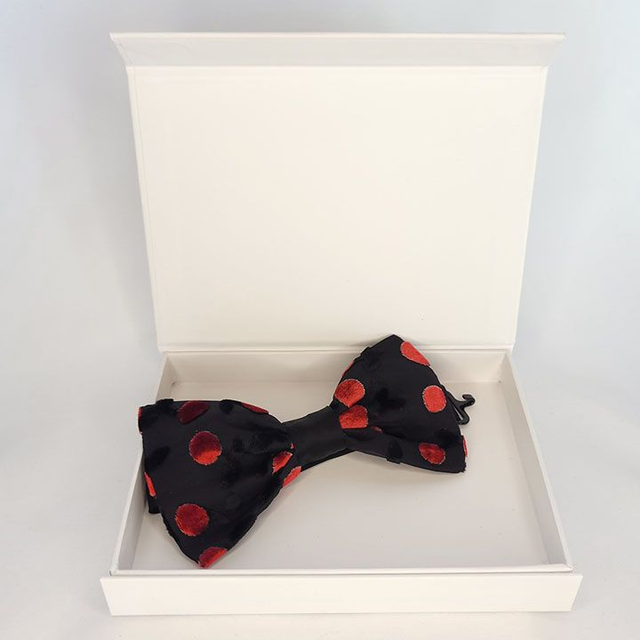 Noeud papillon reglable - Velours Dévoré de Soie Imprimé Motifs Cerises Rouges - Pièce Unique 