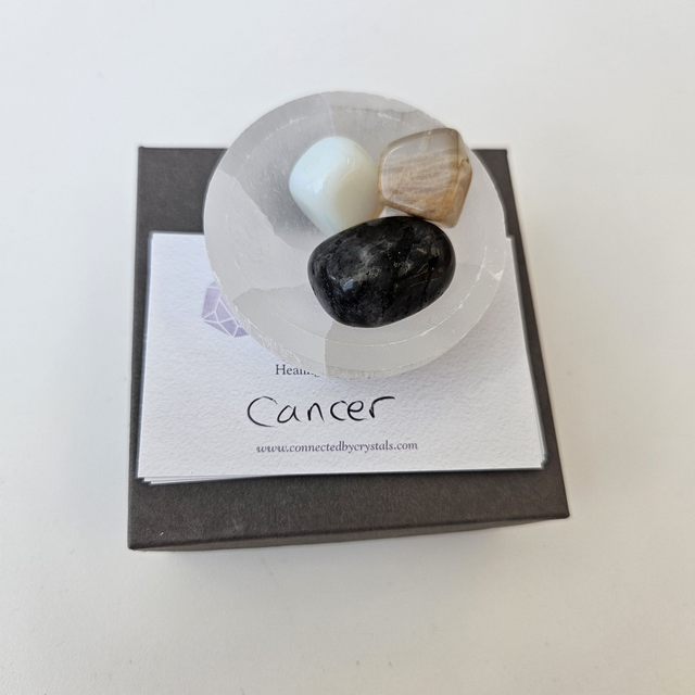 Star Sign Tumblestone Gift Set with Selenite Bowl