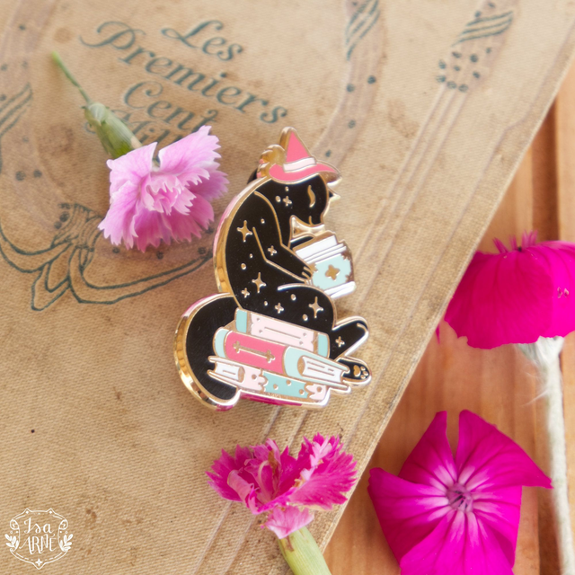 Pin's - Kitty lectrice